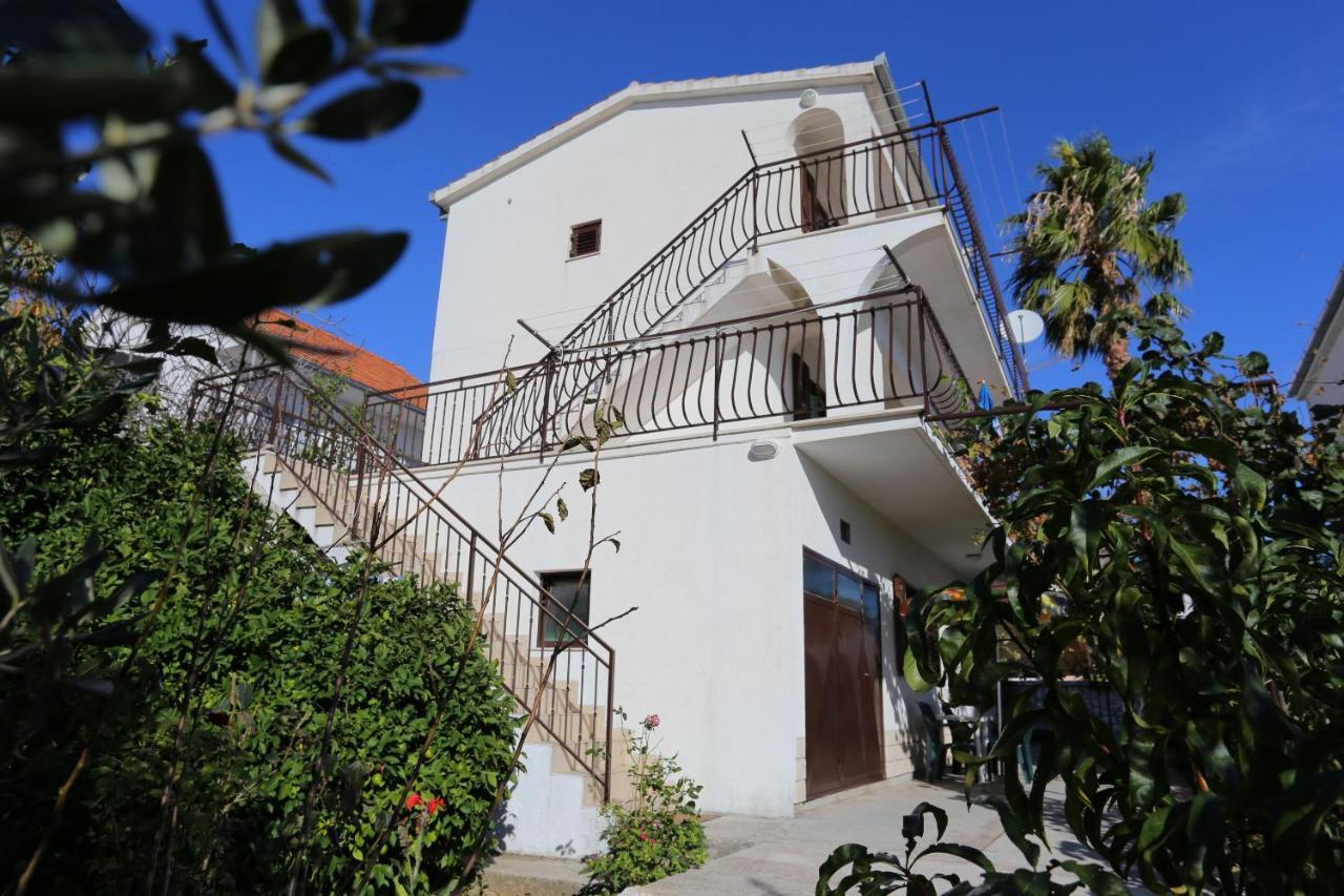 Apartments By The Sea Rogoznica - 10338 Exterior foto