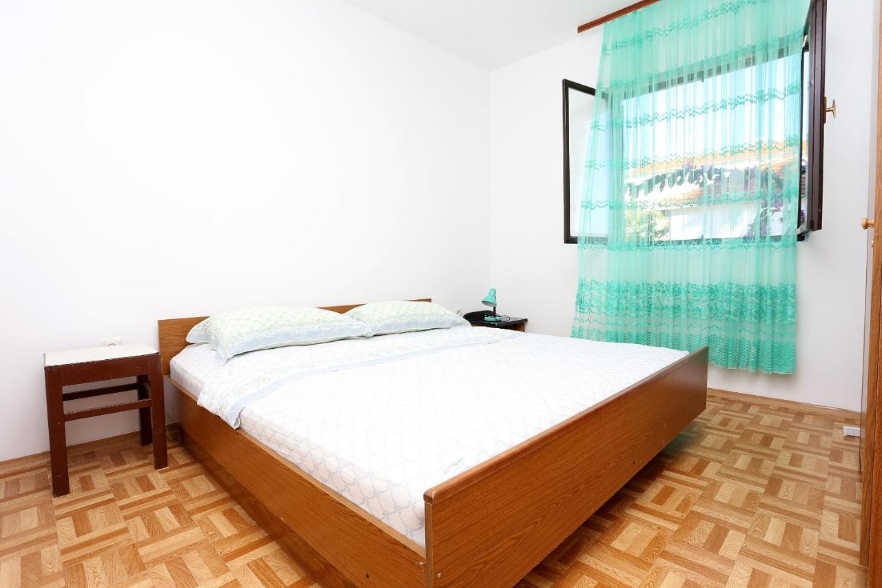 Apartments By The Sea Rogoznica - 10338 Exterior foto